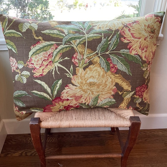 Custom Pillow 31.5” X 22” - Picture 3 of 3